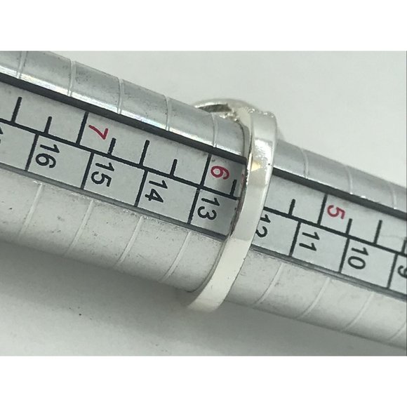 Blue Stone cushion cut size 5.5 Clear Crystals Silver tone - Picture 6 of 7